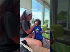 【B】usa Cleanote quando il tuo bambino ha il naso chiuso.